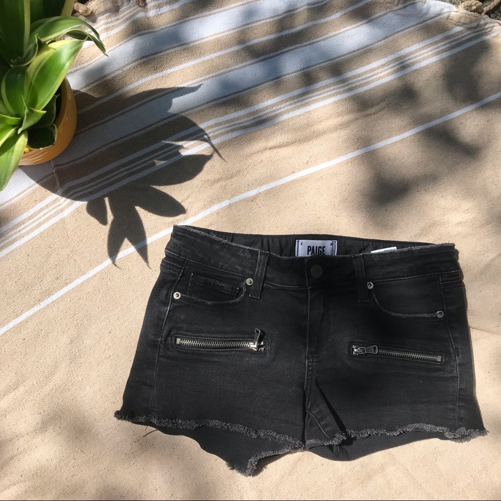 PAIGE indio zip shorts in vintage black wash